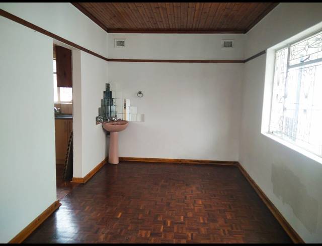 3 BEDROOM FREESTANDING FOR SALE IN NEWHOLME